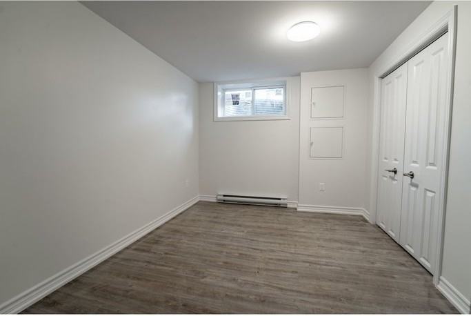 277 Hartleigh Ave #B - Photo 3 of 9