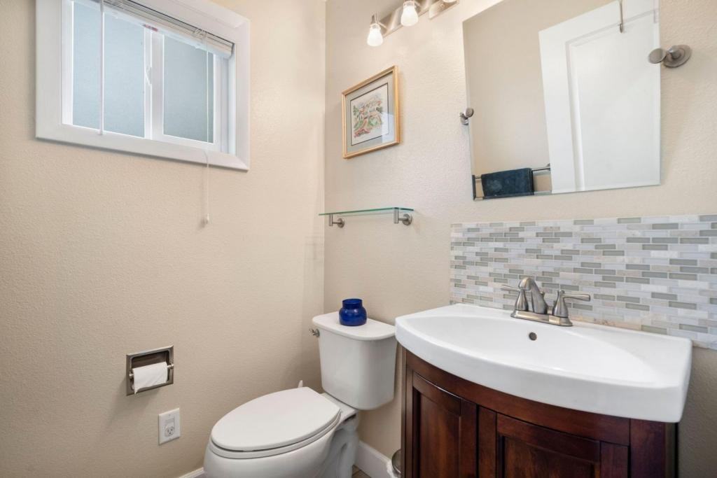 708 Kimball Rd - Photo 6 of 19