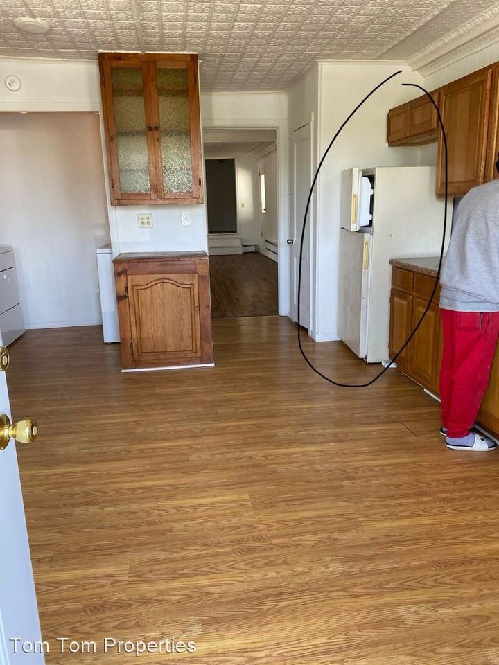 2192 Cloverleaf Road - Photo 2 of 8