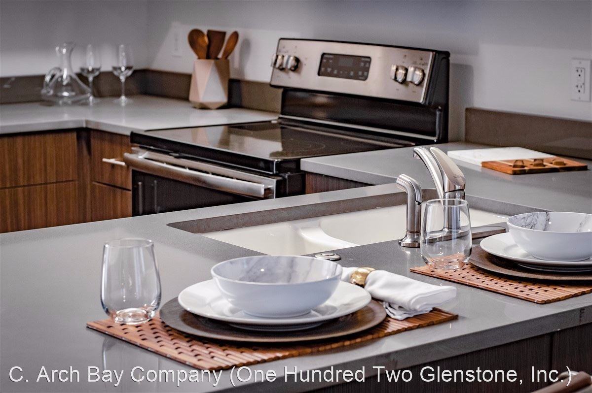 1127 E. Latoka - Photo 3 of 32