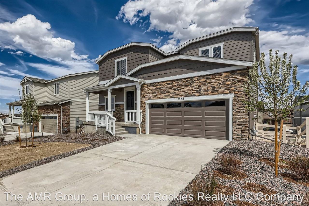 2188 Villageview Ln - Photo 2 of 28