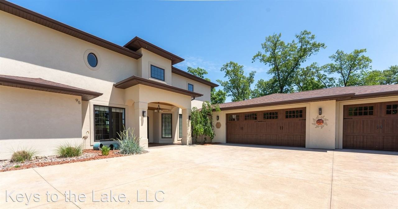 95 River Oaks Ln - Photo 3 of 36