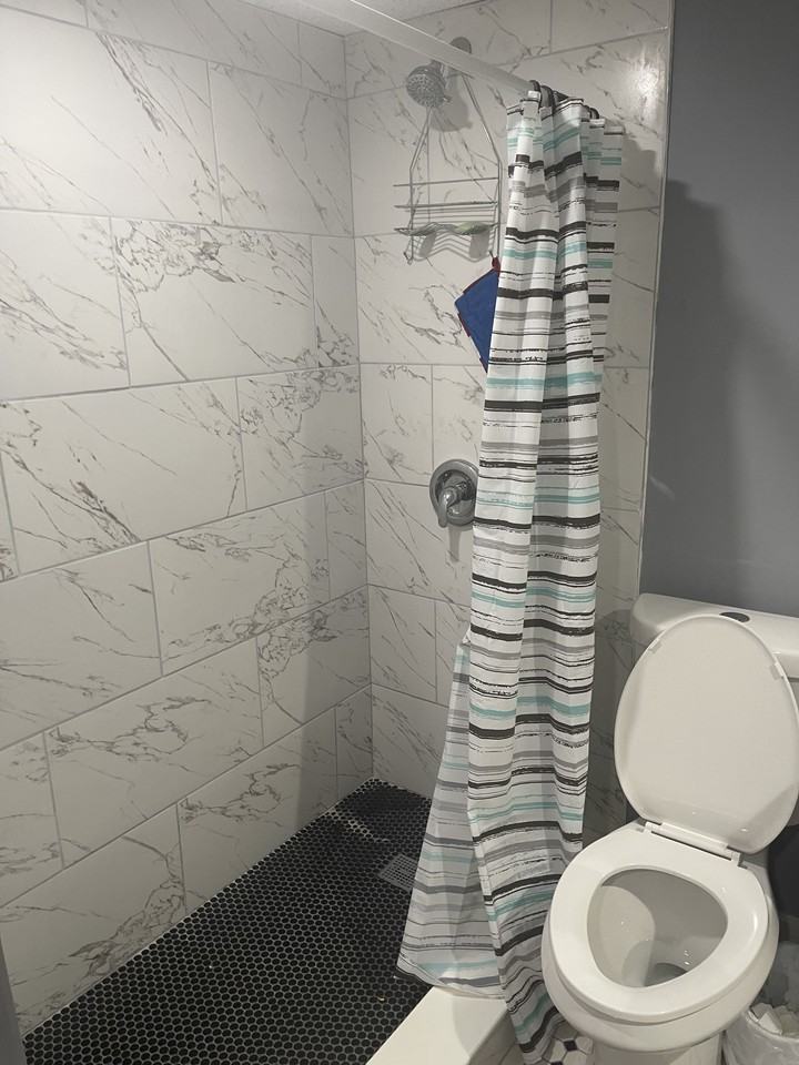 63 Pennwood Dr - Photo 2 of 5