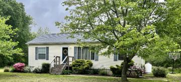 featured image of 10313 Doe Dr