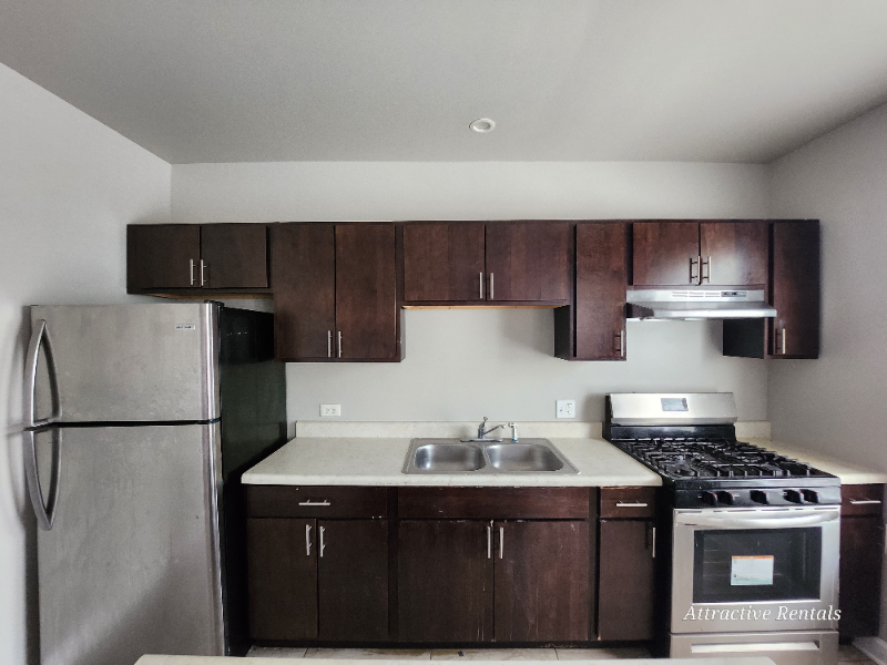 9819 S Loomis St #1 - Photo 2 of 8