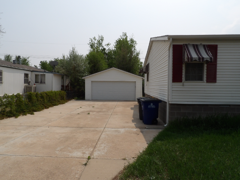 1200 Forest Rd - Photo 2 of 23