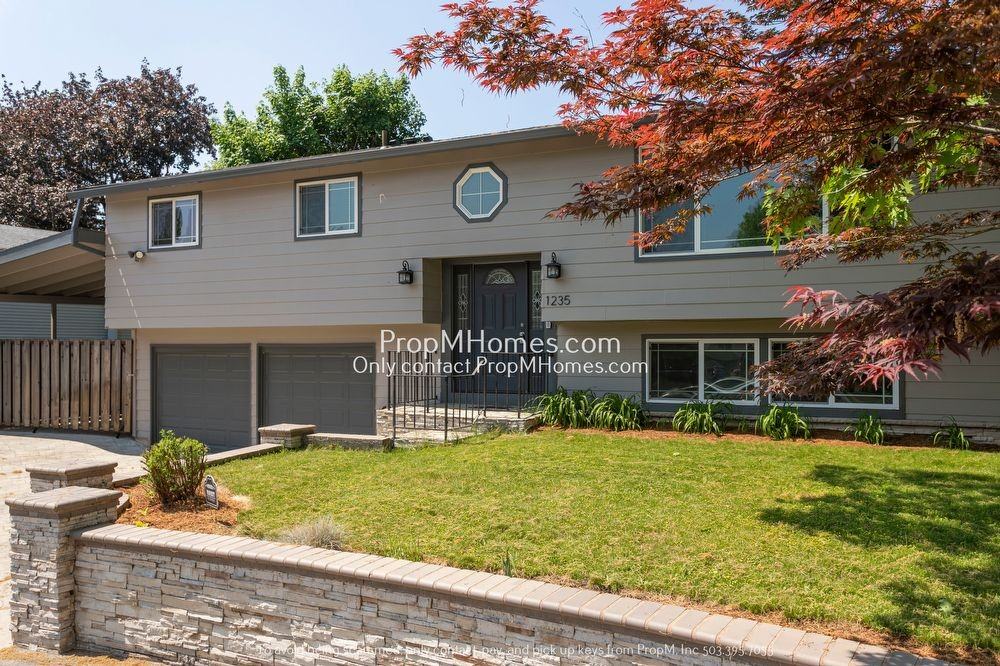 1235 Ne 194th Ct - Photo 3 of 43