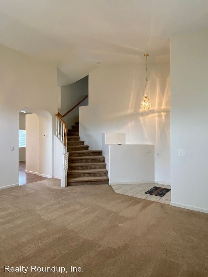 5955 Travo Way - Photo 3 of 31