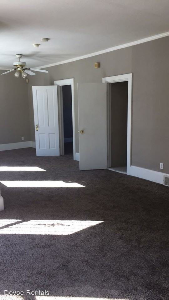 1101 S 23rd St - Photo 3 of 5