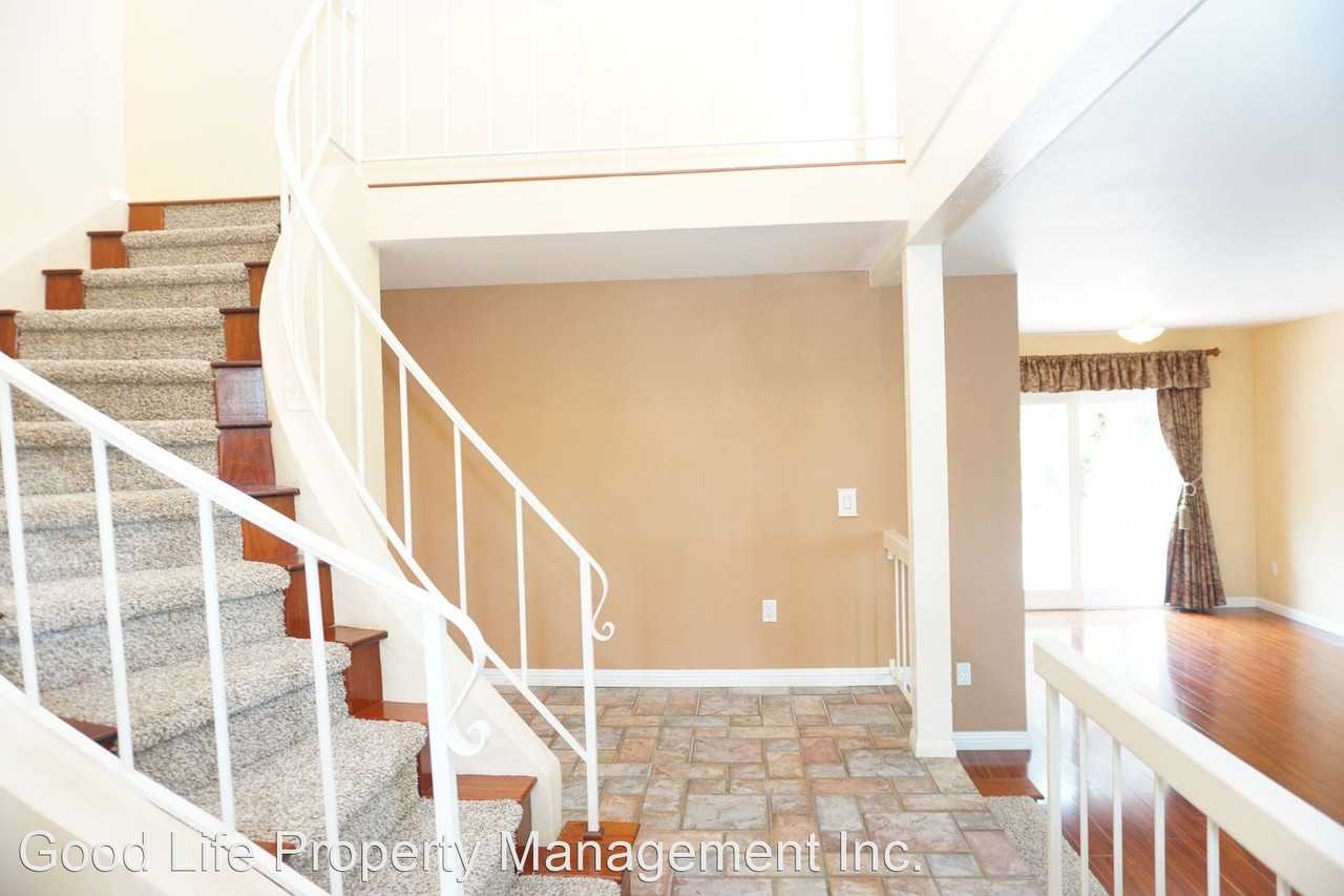 4828 Liebel Ct - Photo 3 of 24