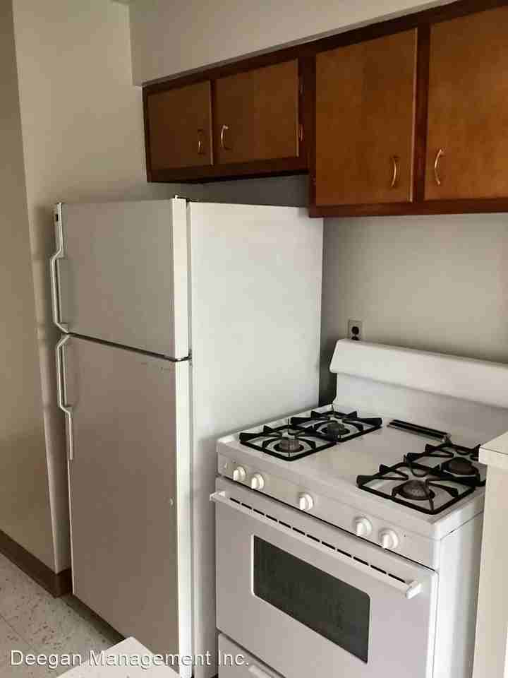 19215 Bella Dr - Photo 3 of 10