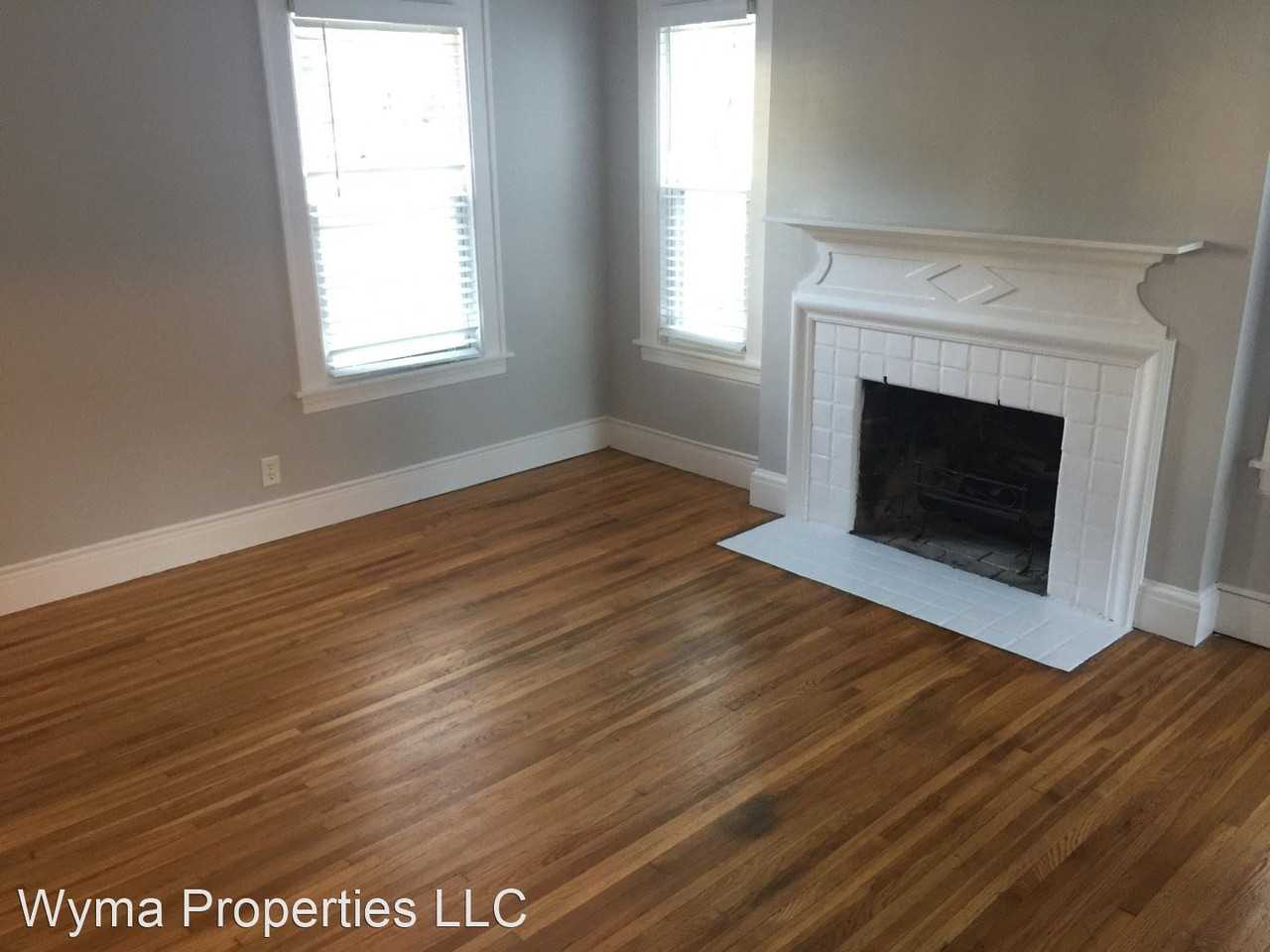 1218 Fisk Rd Se - Photo 2 of 28