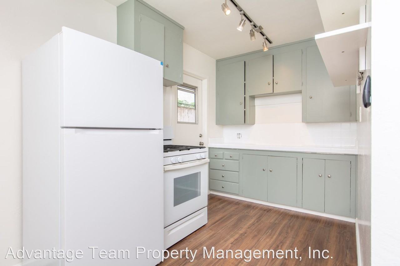 10341036 Emerald St. Apartments 1034 Emerald St, San Diego, CA 92109