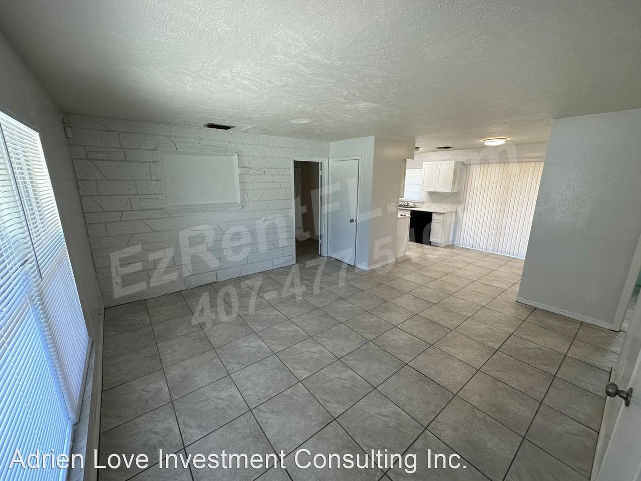 489 Gilman Cir - Photo 2 of 10