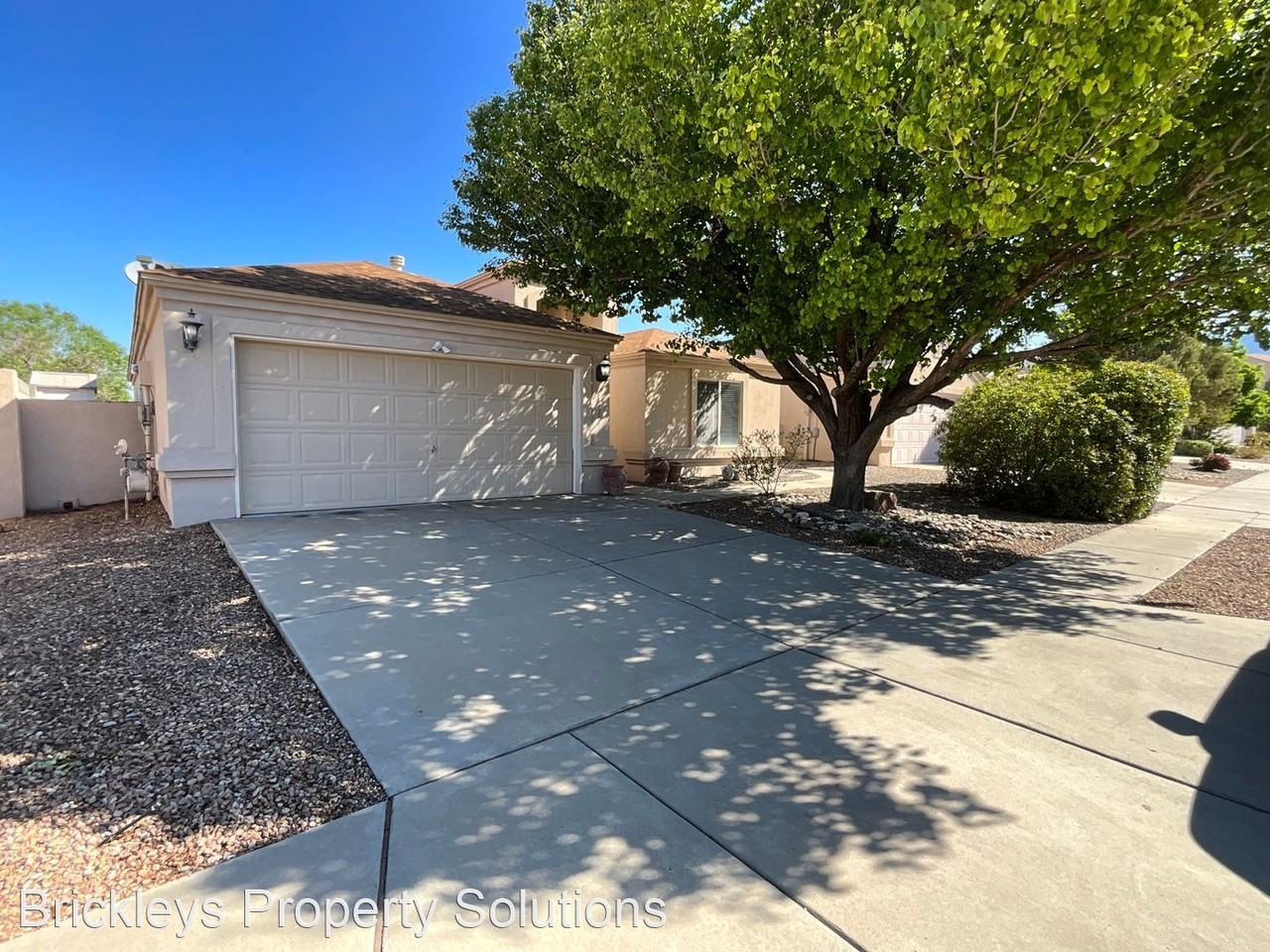 11219 Oceola Rd Se - Photo 2 of 31