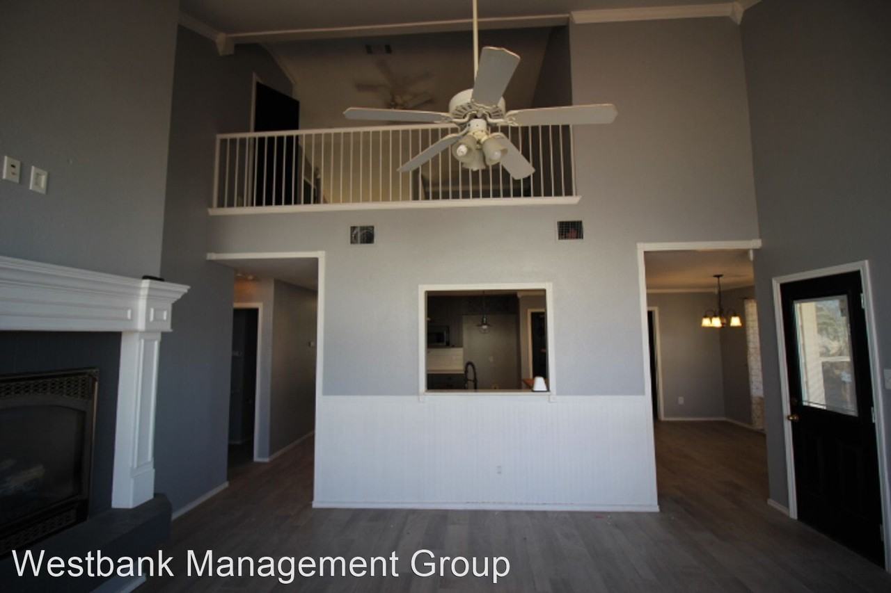 1300 Ty Cobb Pl - Photo 3 of 12