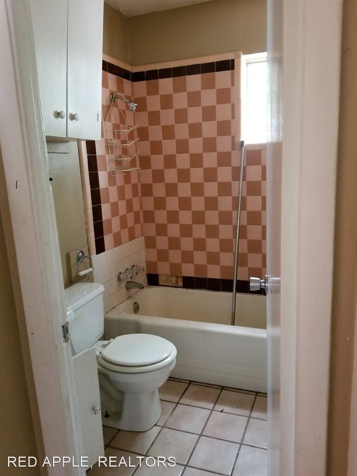 1593 Cullar Dr - Photo 2 of 7
