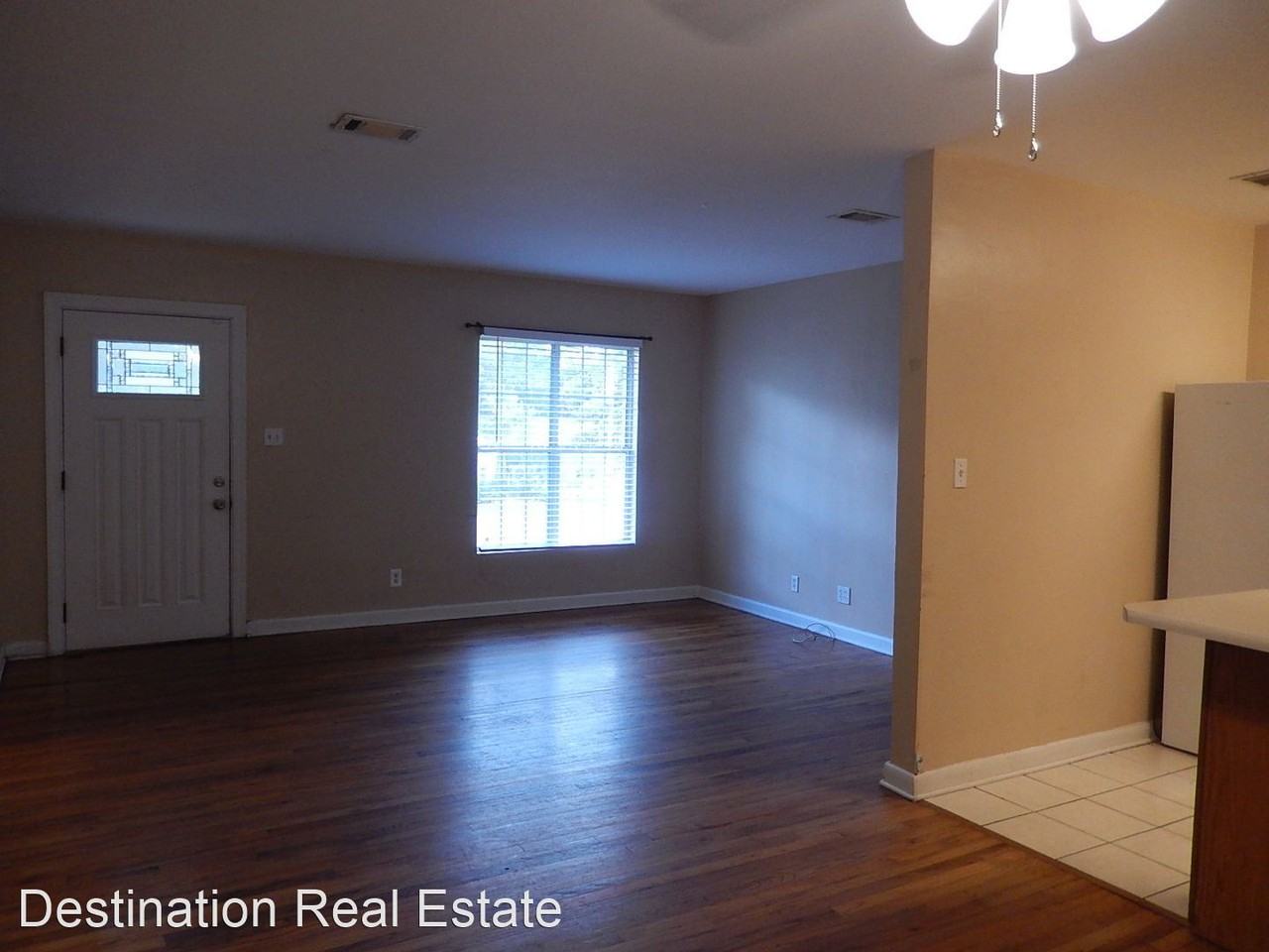 212 Edwards St - Photo 3 of 27