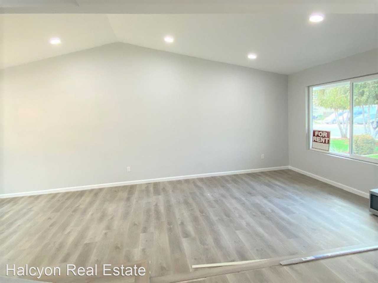 9483 Aldabra Ct - Photo 2 of 21