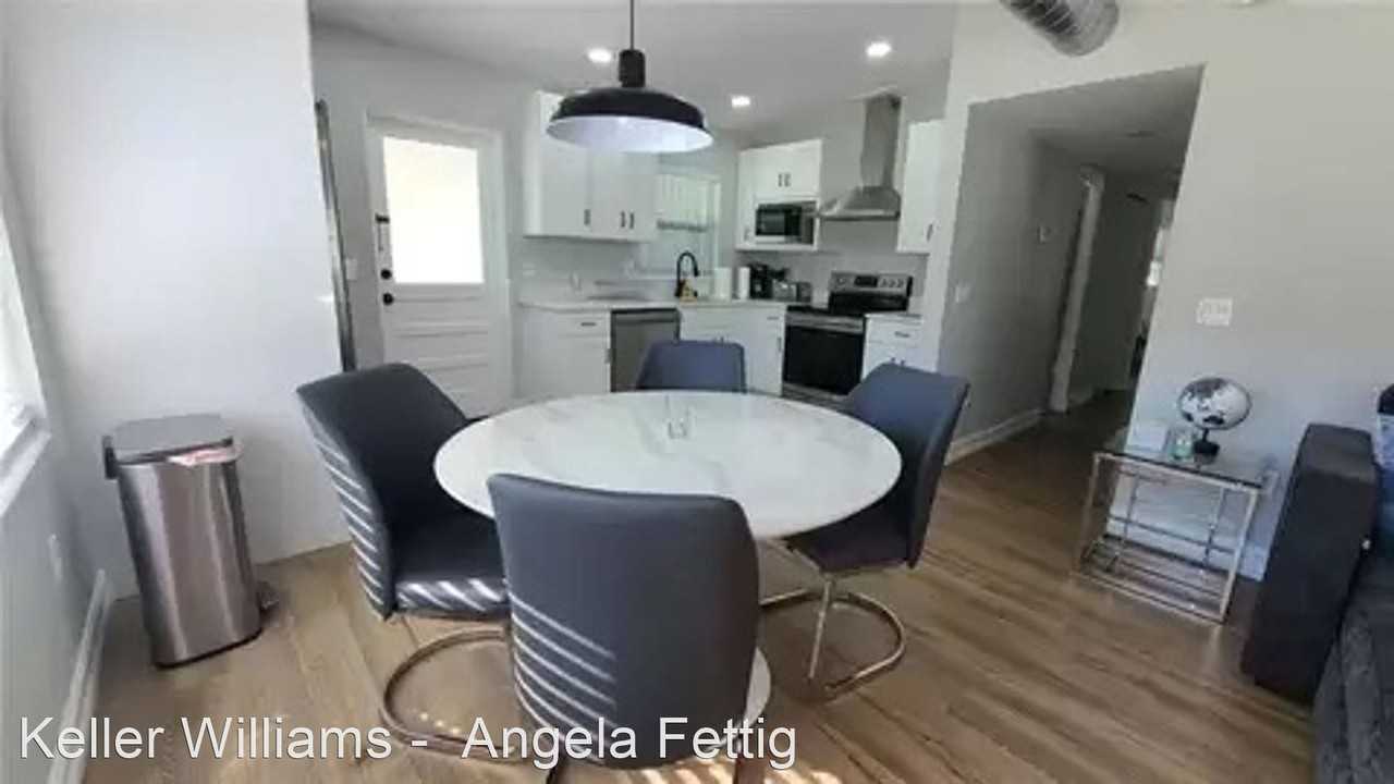 2721 Illinois St - Photo 2 of 6