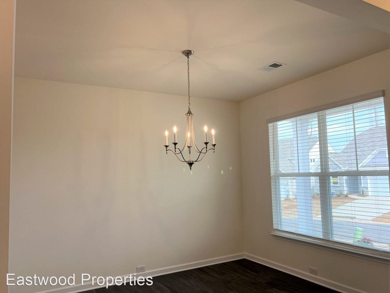 6084 Haddington Dr - Photo 2 of 13