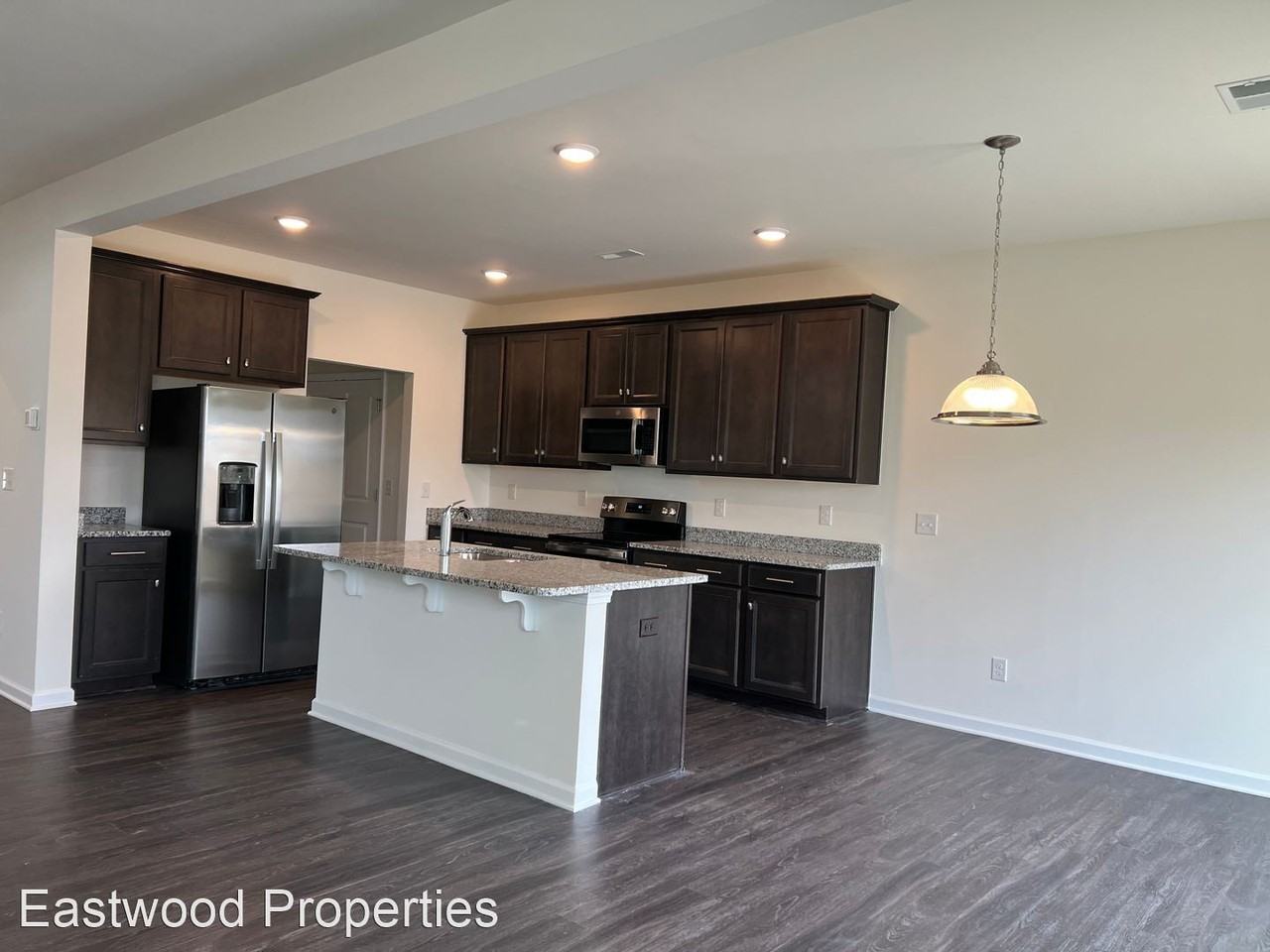 6084 Haddington Dr - Photo 3 of 13