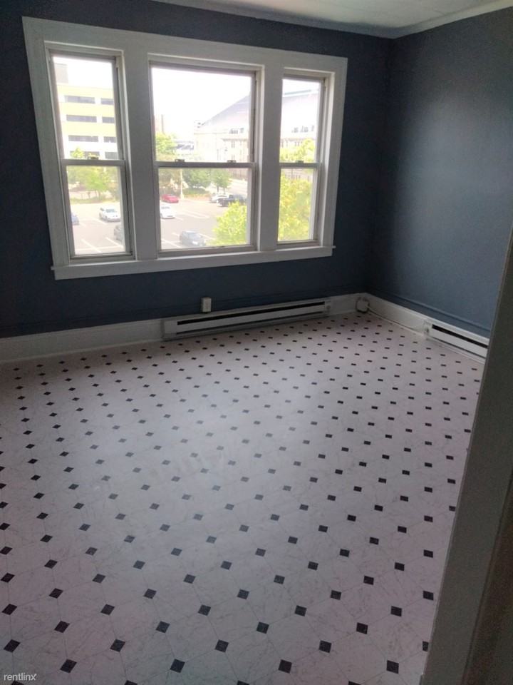 353 Capitol Ave - Photo 3 of 5