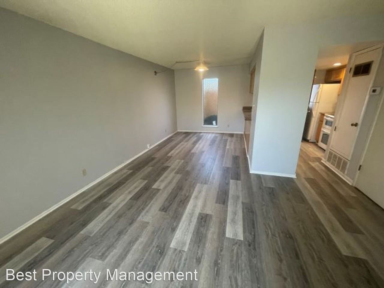 5552 Roundtree Ter - Photo 2 of 11