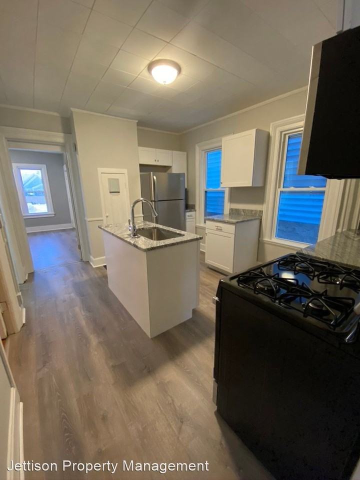 353 Gregory St Down Down- Up - Photo 3 of 12