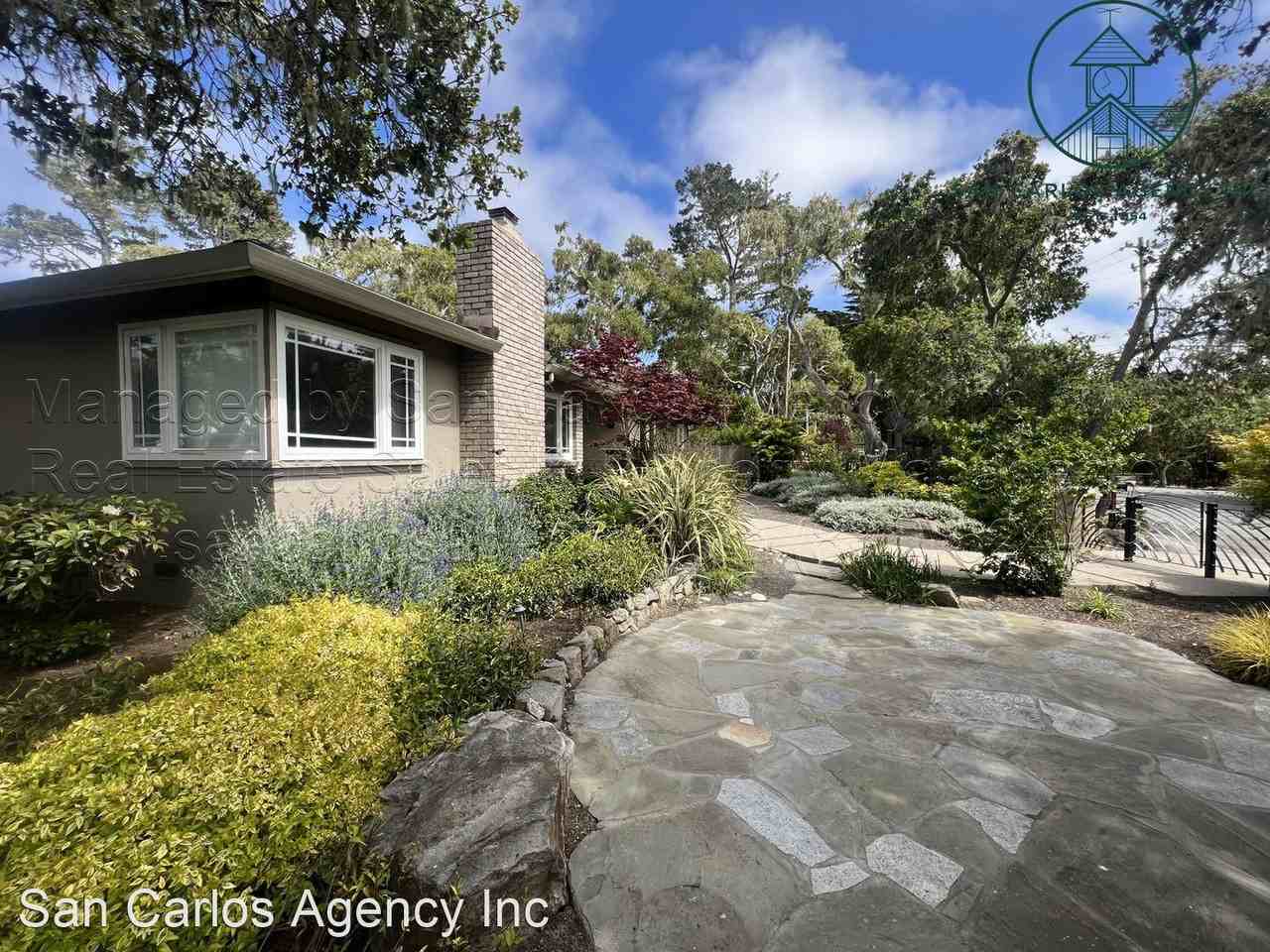 1067 Sawmill Gulch Rd - Photo 2 of 29