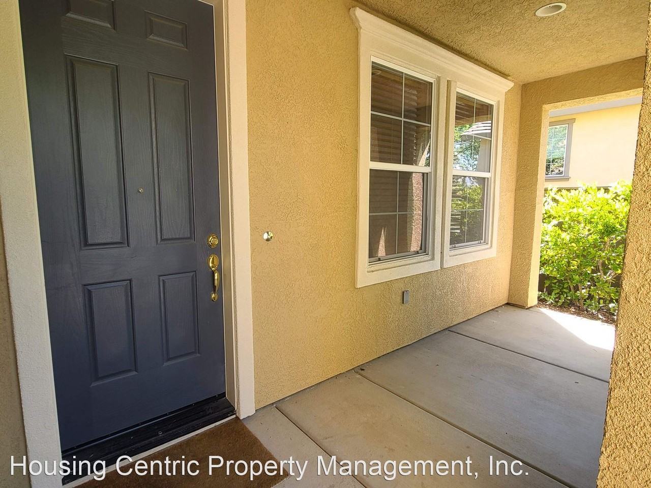 8109 Damico Dr - Photo 3 of 50