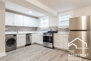 856 W George St #GDN - Photo 1 of 1