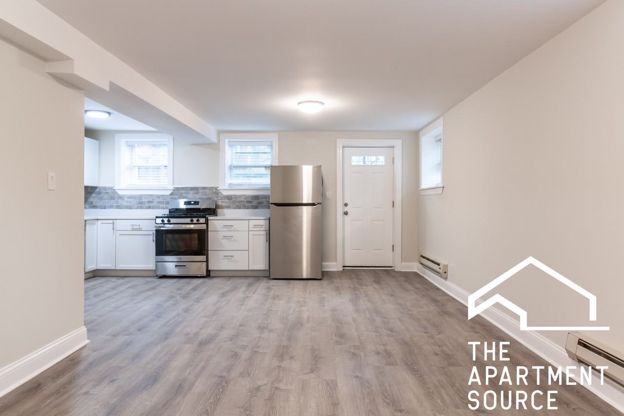 856 W George St #GDN - Photo 4 of 15