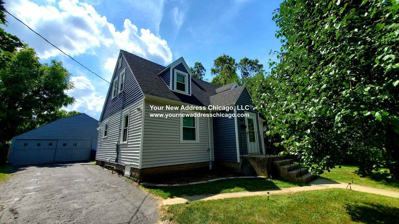 1115 Illinois Ave - Photo 3 of 3