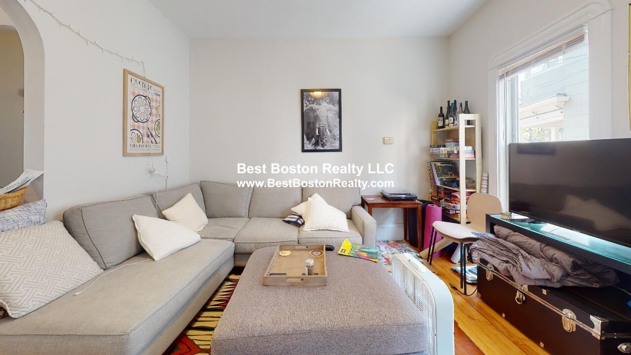 305 Summer St #1 - Photo 2 of 11