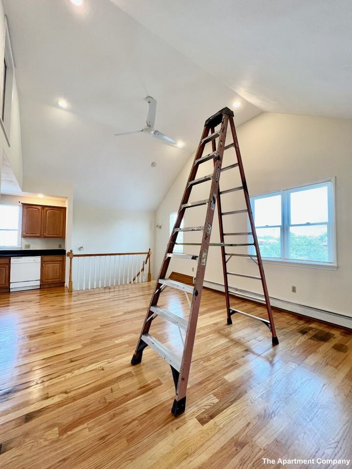 65 Cross St #3 - Photo 2 of 17