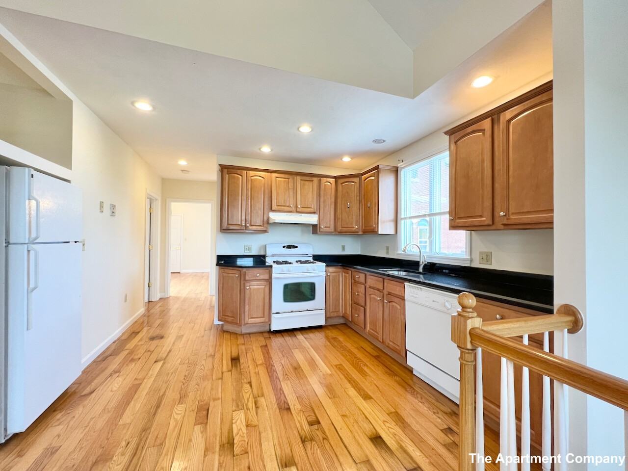 65 Cross St #3 - Photo 5 of 17