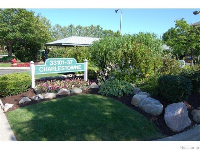 33127 Orchard St - Photo 3 of 23