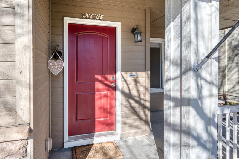 6269 S Cheshire Ave - Photo 4 of 35