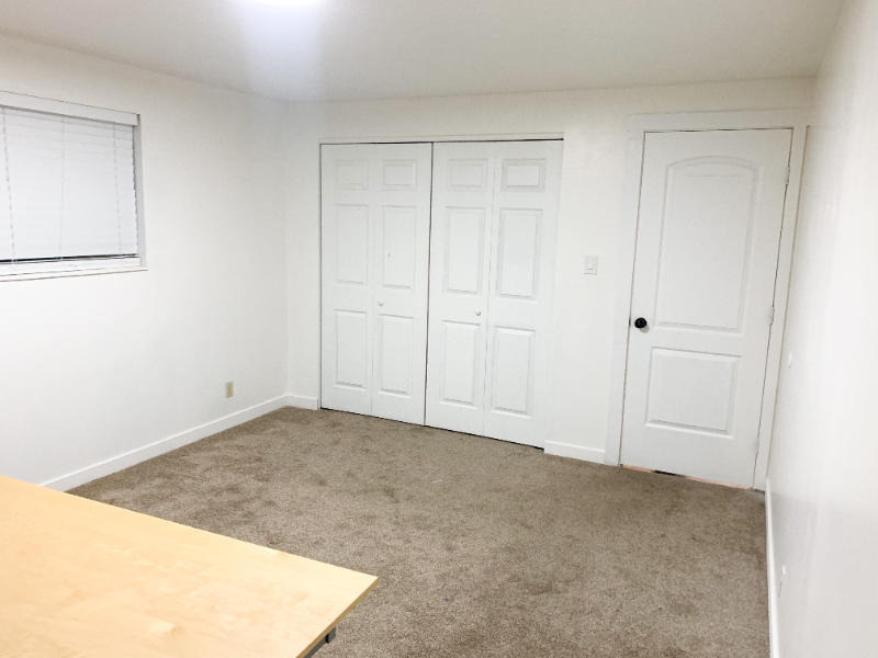 681 Valley Dr - Photo 2 of 6