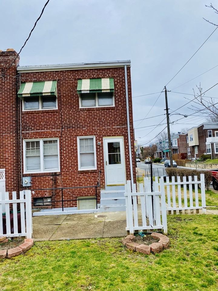 2601 N West St #1 - Photo 3 of 16