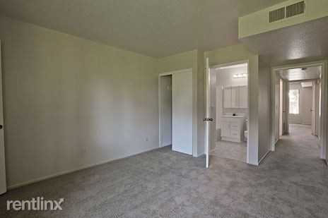 Villa Del Sol Apartments - Photo 3 of 9