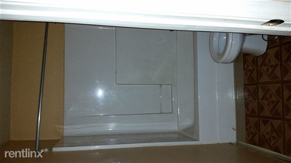 5510 Echols Rd - Photo 2 of 10