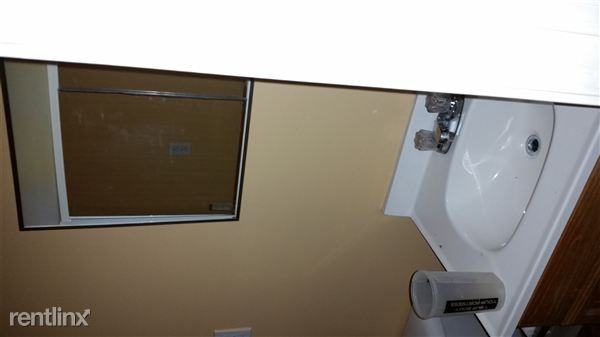 5510 Echols Rd - Photo 3 of 10