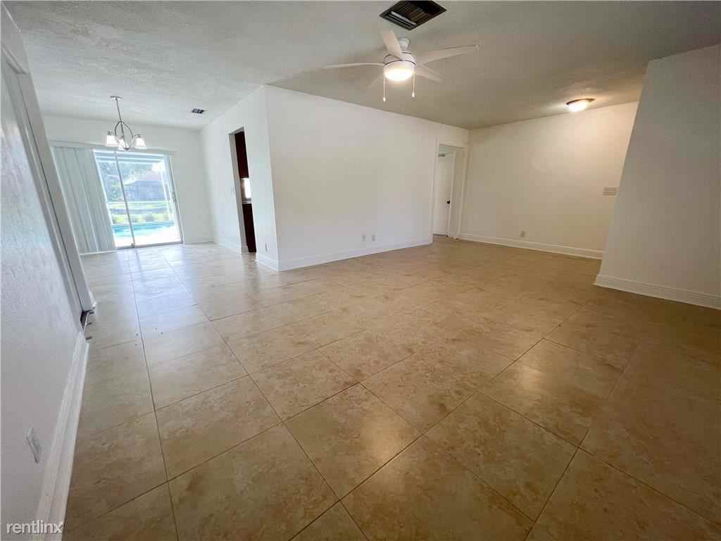 2905 Sw 81st Ter - Photo 3 of 15