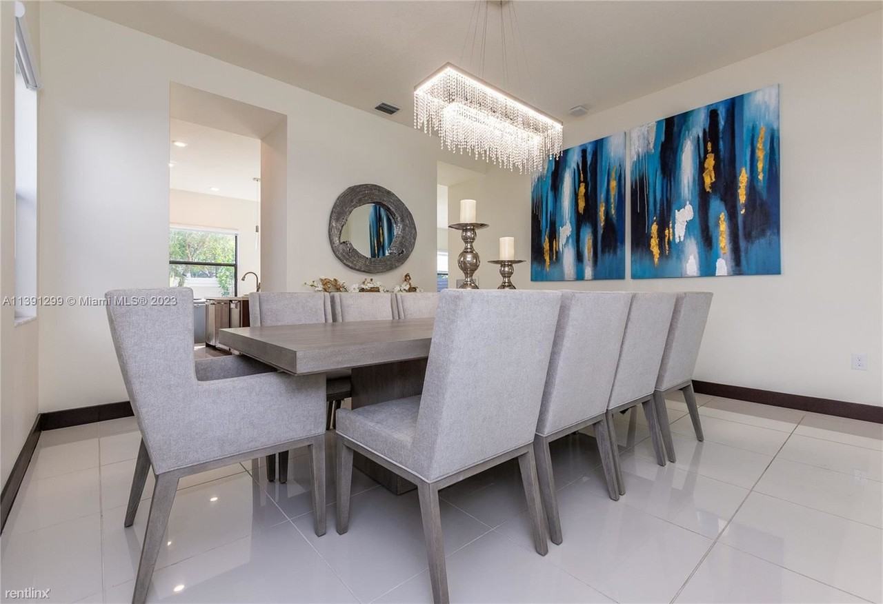 8814 Nw 154th Ter - Photo 3 of 21