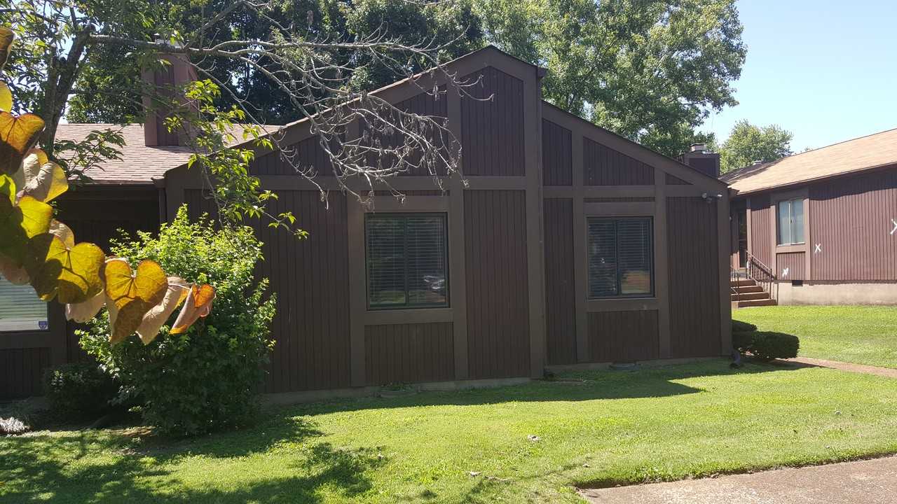 815 Williamsburg W Dr - Photo 3 of 24