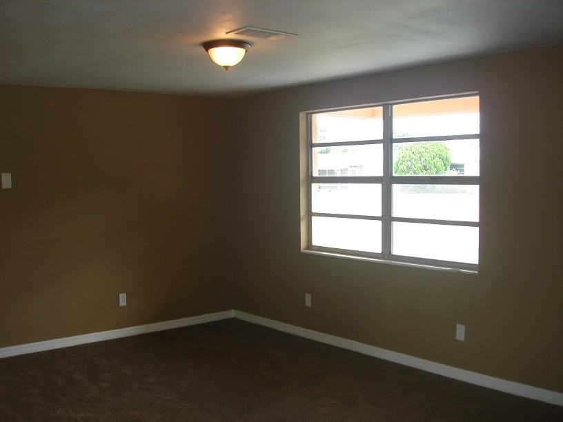 4815 Trafford Rd - Photo 3 of 15