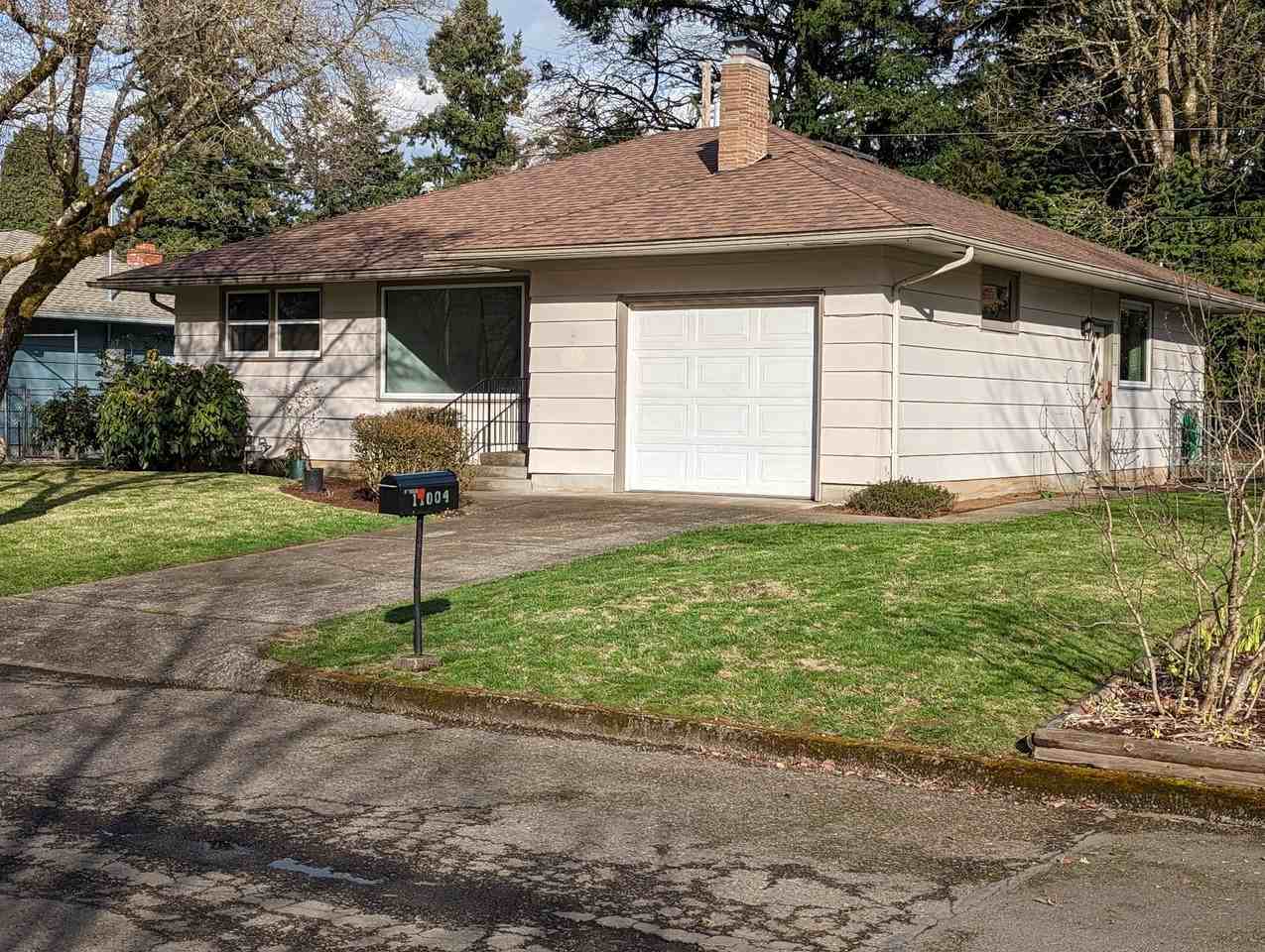 11004 Se 51st Ave #NA - Photo 2 of 21