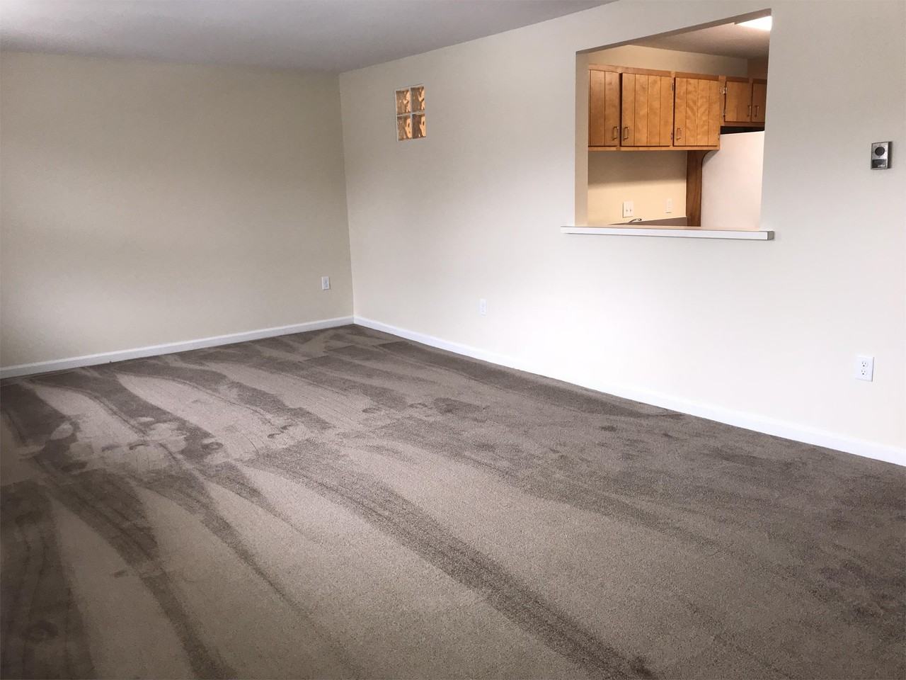 331 E Main St #5 - Photo 4 of 10